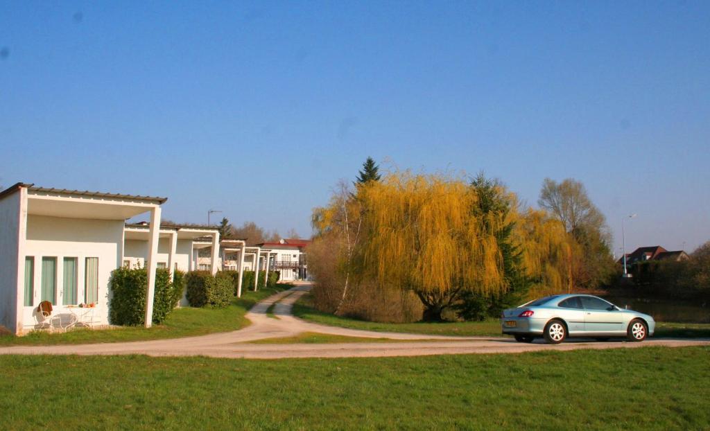 Motel Des Bruyeres Lamotte-Beuvron Zimmer foto