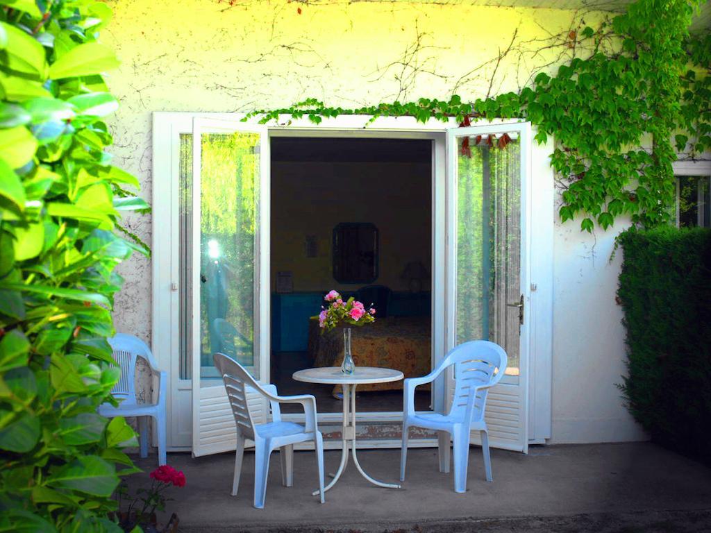 Motel Des Bruyeres Lamotte-Beuvron Zimmer foto